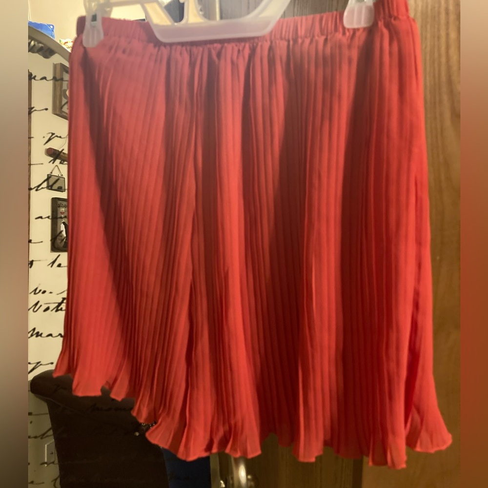 Petal & Pup Vibrant Coral Pleated Shorts